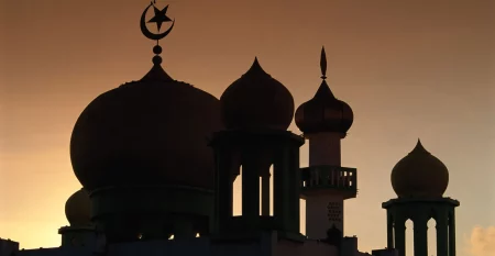 Domes-mosque-Malaysia